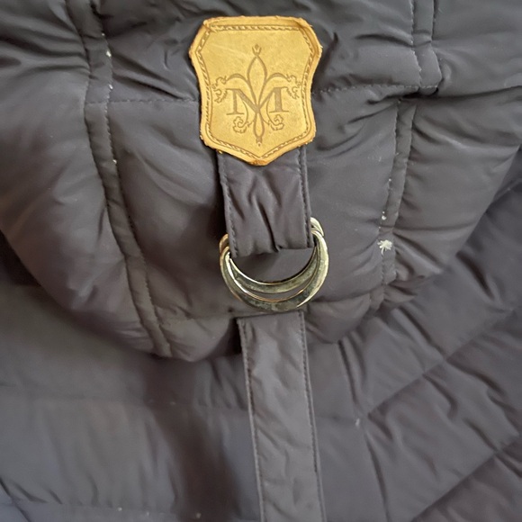 Beautiful Mackage down hooded jacket - Picture 6 of 11